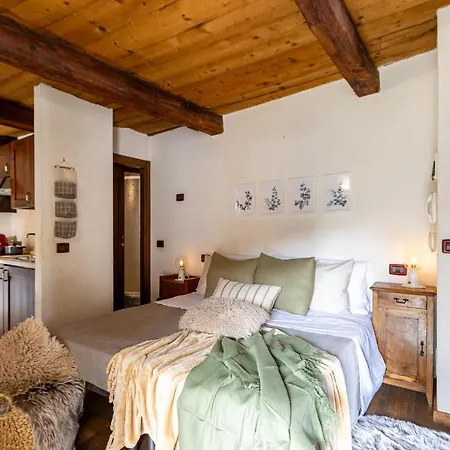 Stay5vie: Incantevole Monolocale/balcone/borgo Appartement Domodossola