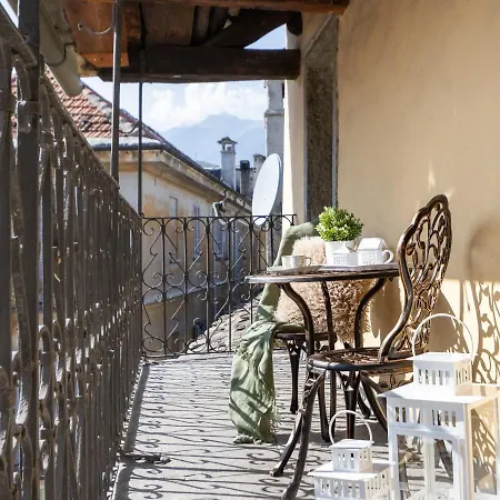 Stay5vie: Incantevole Monolocale/balcone/borgo 아파트 *