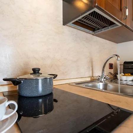 Stay5vie: Incantevole Monolocale/balcone/borgo 아파트