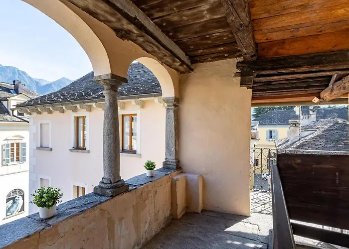 Stay5vie: Incantevole Monolocale/balcone/borgo Διαμέρισμα *