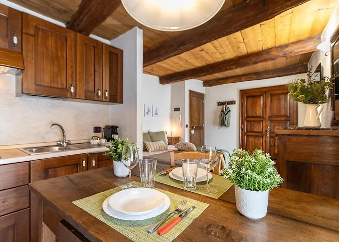 Stay5vie: Incantevole Monolocale/balcone/borgo