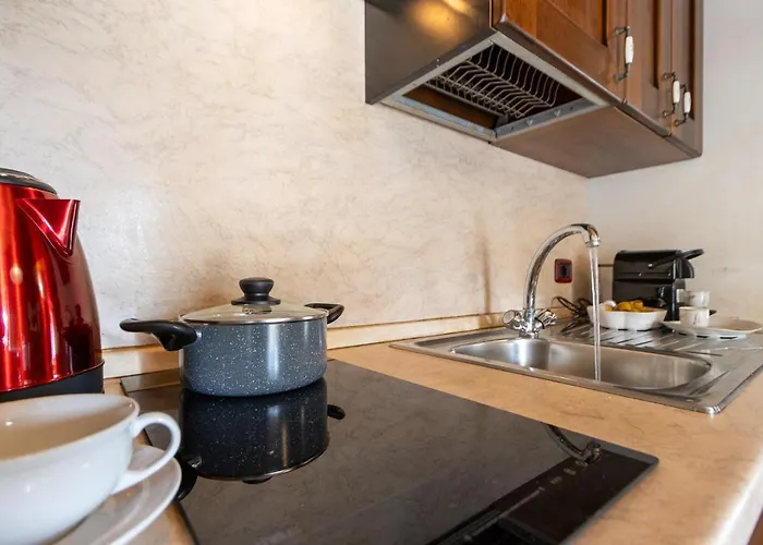 Stay5vie: Incantevole Monolocale/balcone/borgo Διαμέρισμα